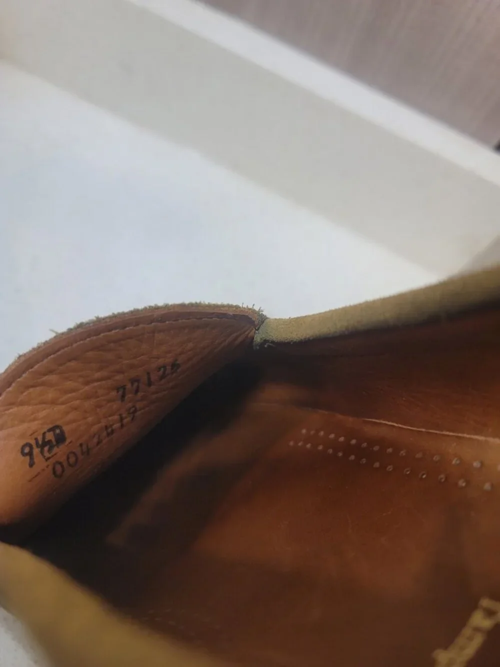Allen Edmonds Tampa Suede Loafer 9.5 D Brown